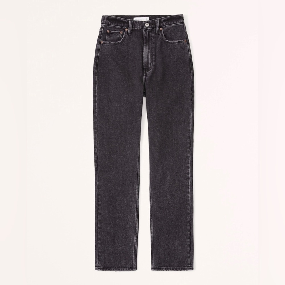 Abercrombie — Curve Love Ultra High Rise Ankle Straight Jean